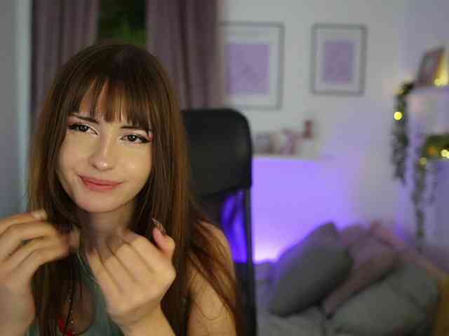 EllaYoung