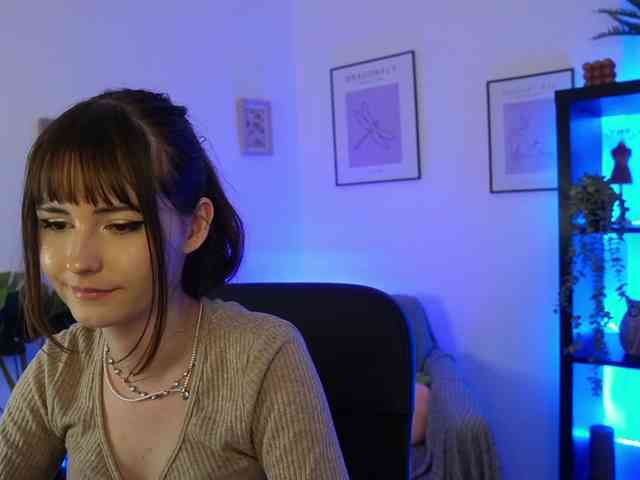 EllaYoung