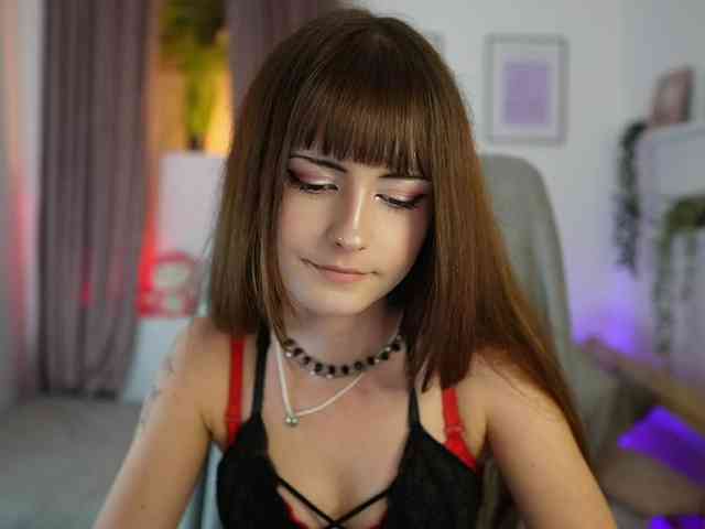 EllaYoung