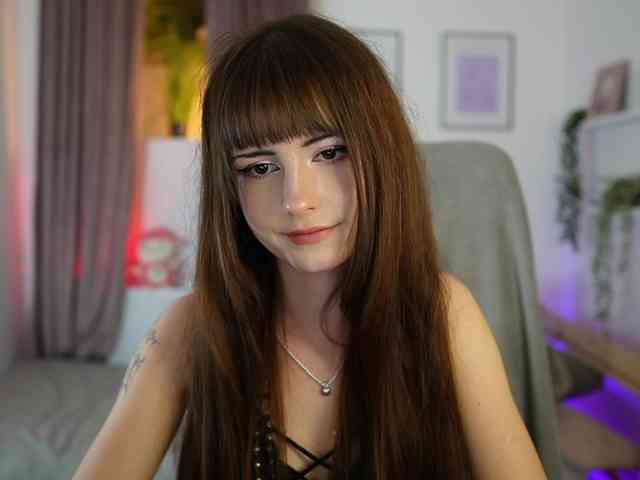 EllaYoung