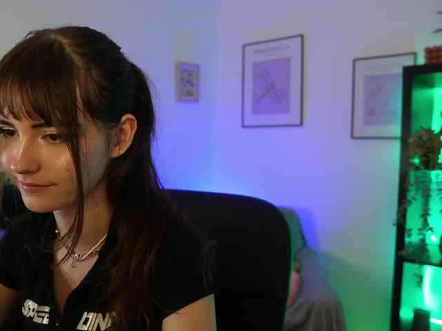EllaYoung