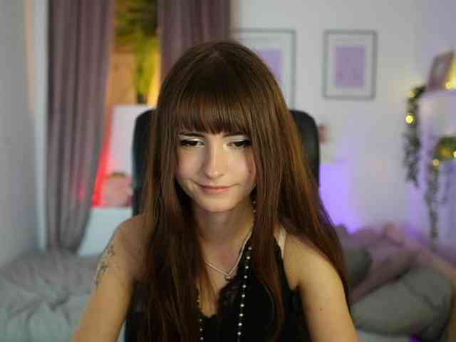 EllaYoung