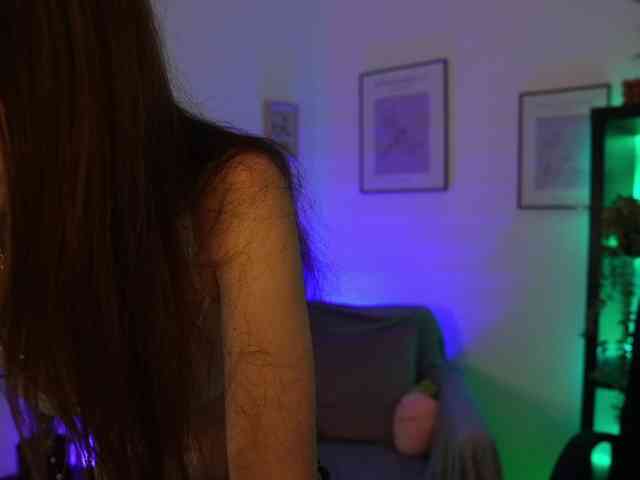 EllaYoung