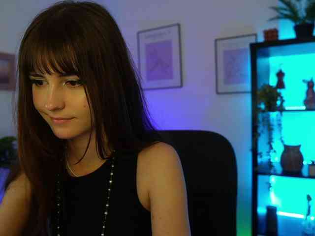 EllaYoung