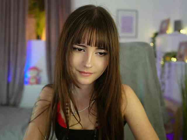 EllaYoung