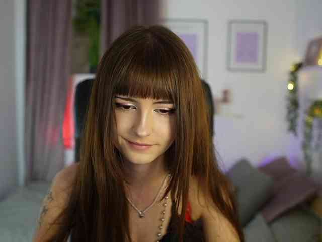 EllaYoung