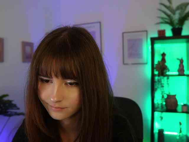 EllaYoung