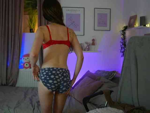 EllaYoung