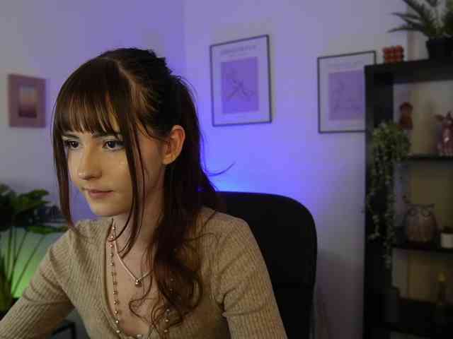 EllaYoung