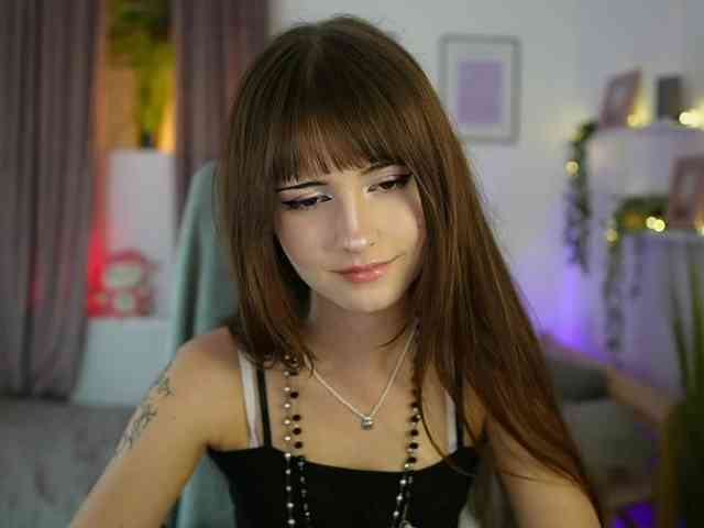 EllaYoung