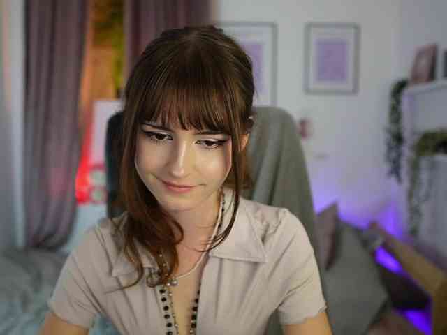 EllaYoung