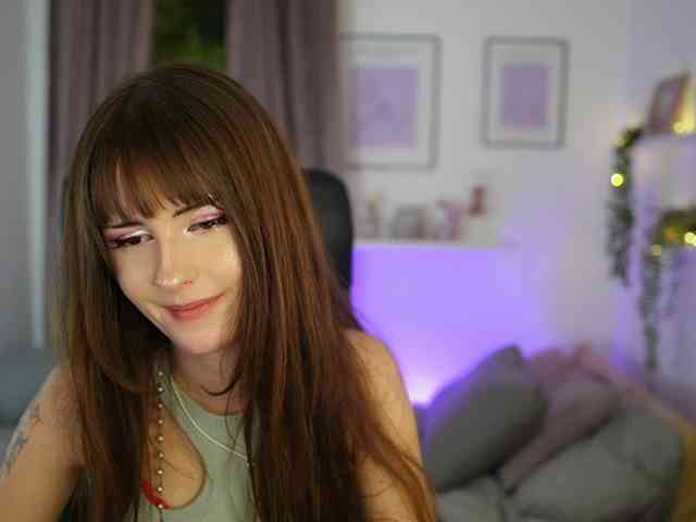 EllaYoung