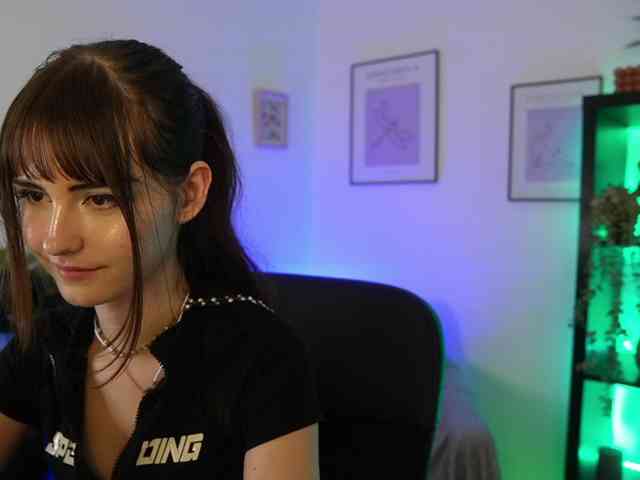 EllaYoung