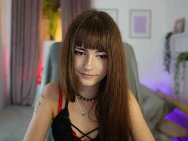 EllaYoung