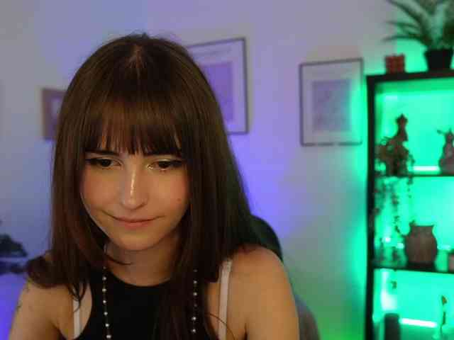 EllaYoung