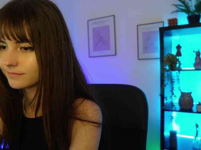 EllaYoung