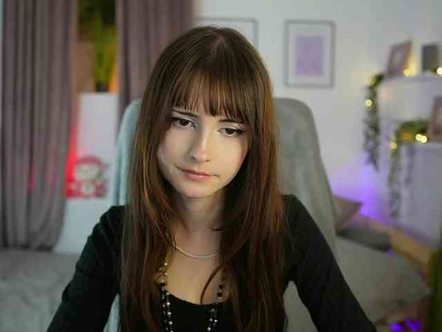 EllaYoung