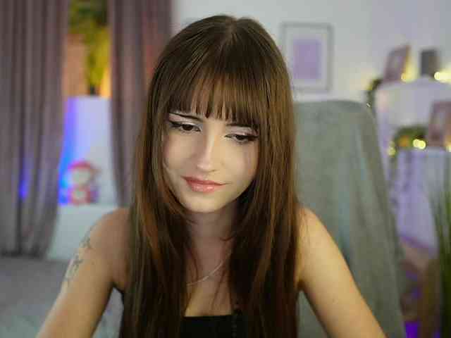 EllaYoung