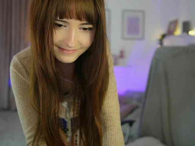 EllaYoung