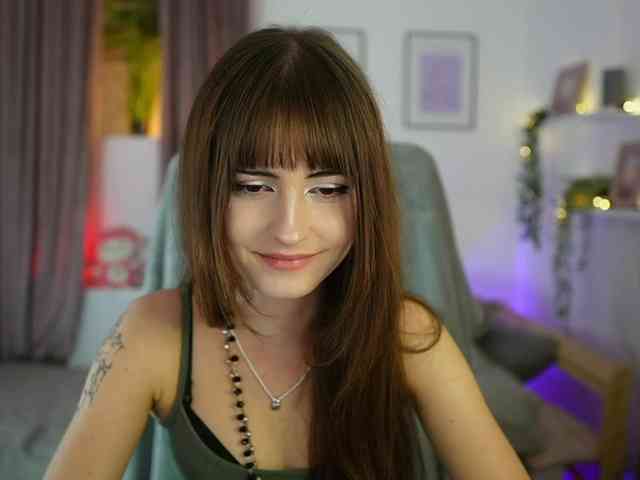 EllaYoung