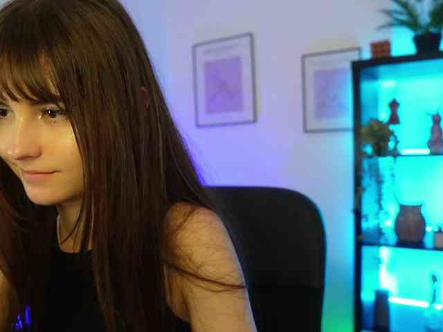 EllaYoung