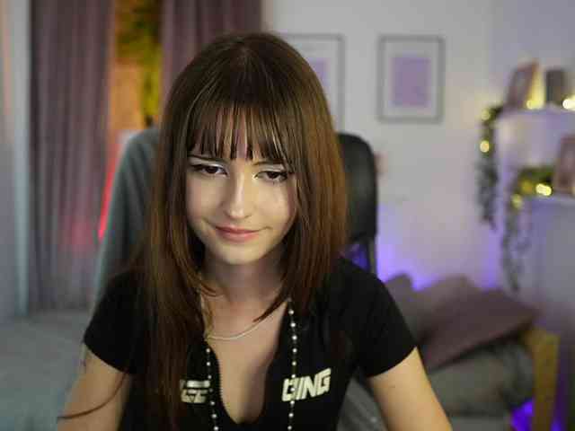 EllaYoung