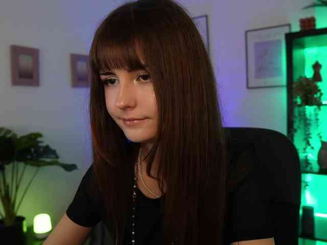 EllaYoung