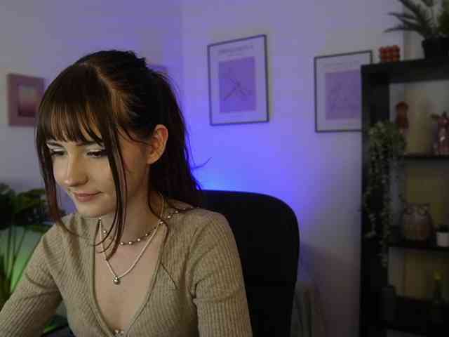 EllaYoung