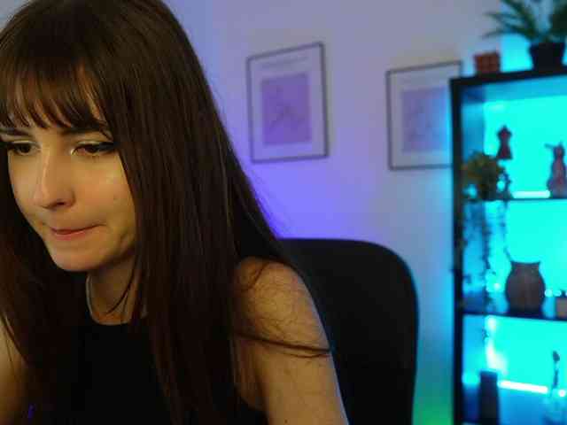 EllaYoung