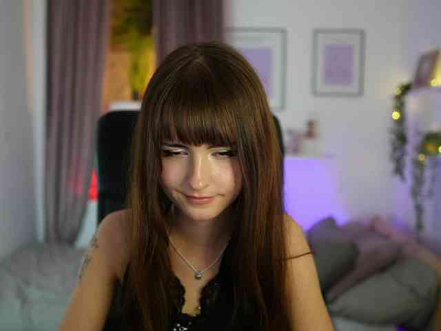 EllaYoung
