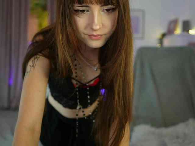 EllaYoung