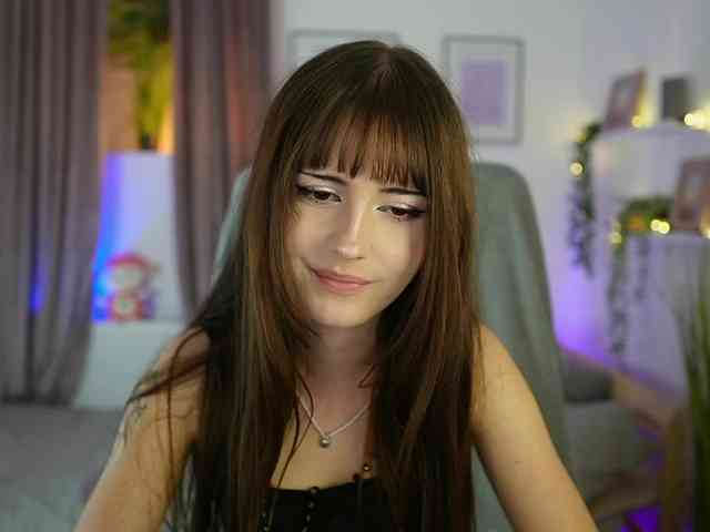 EllaYoung