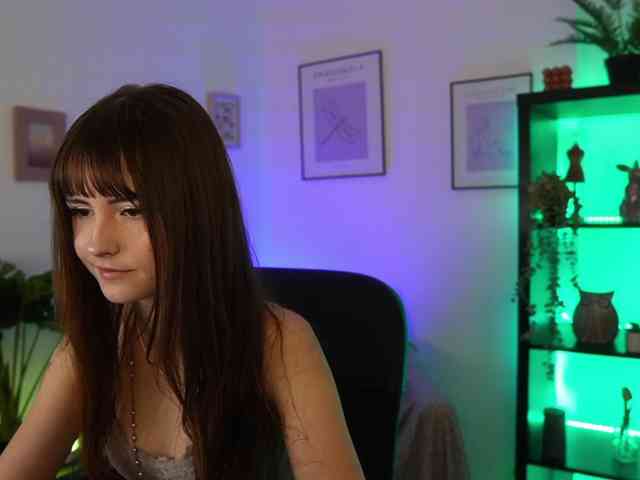 EllaYoung