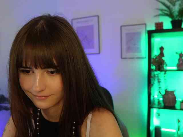 EllaYoung
