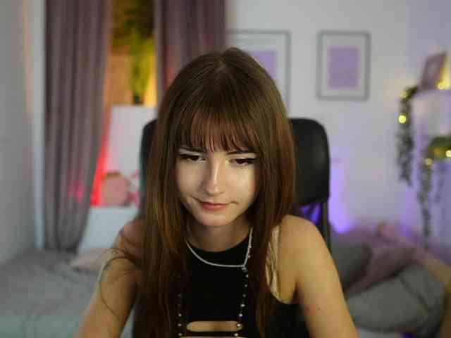 EllaYoung