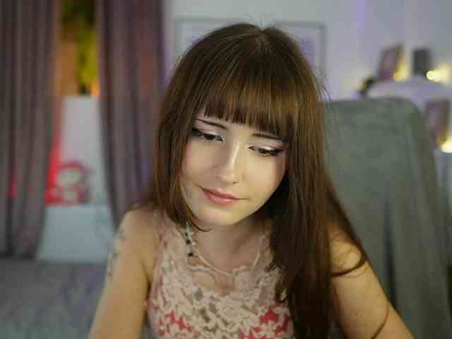 EllaYoung