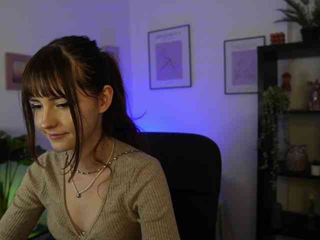 EllaYoung