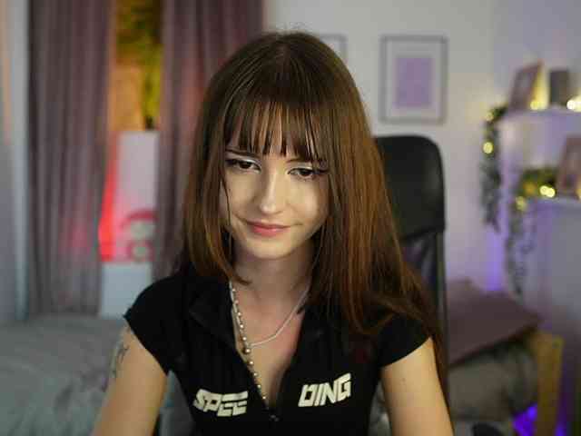 EllaYoung