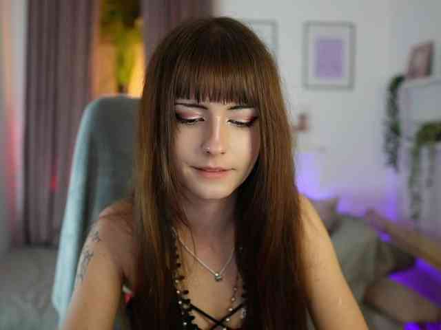 EllaYoung