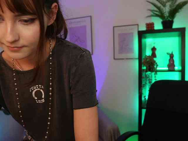EllaYoung