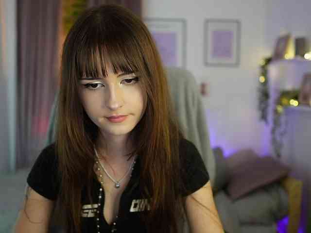 EllaYoung
