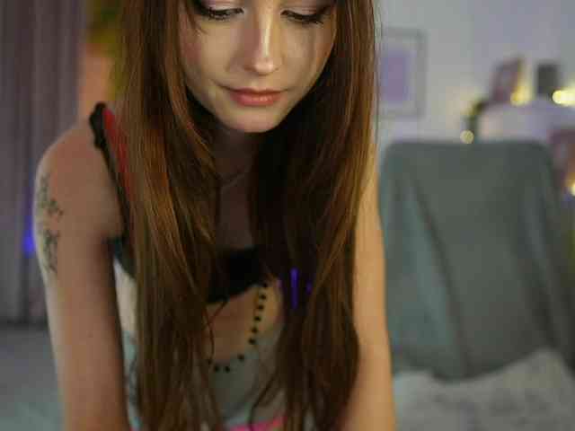 EllaYoung