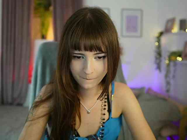 EllaYoung