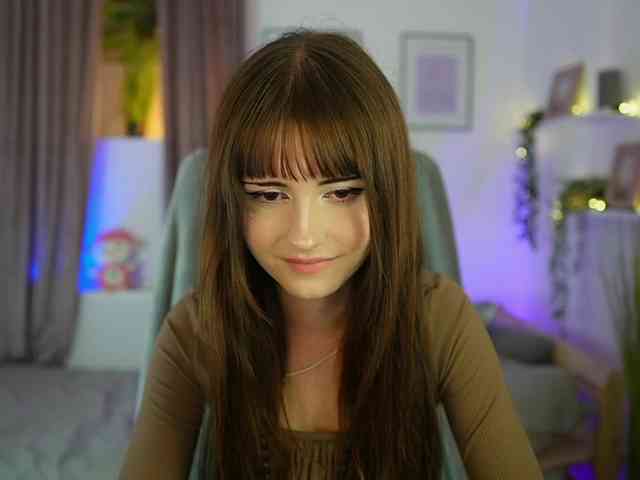 EllaYoung