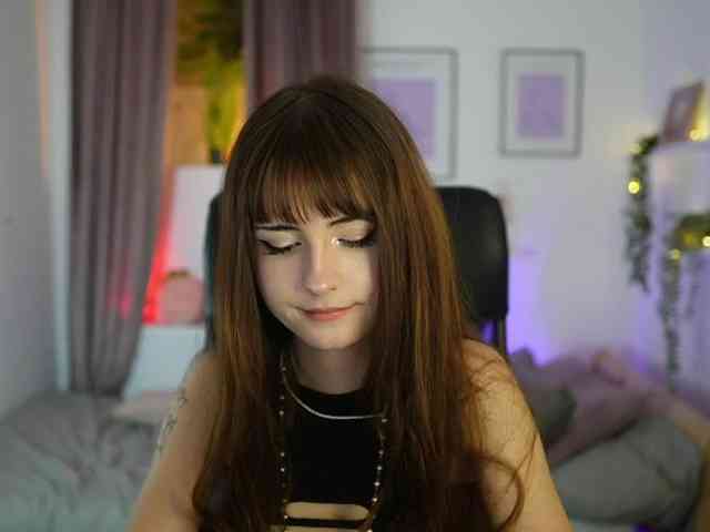 EllaYoung