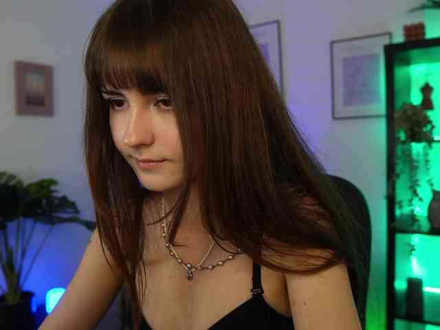 EllaYoung