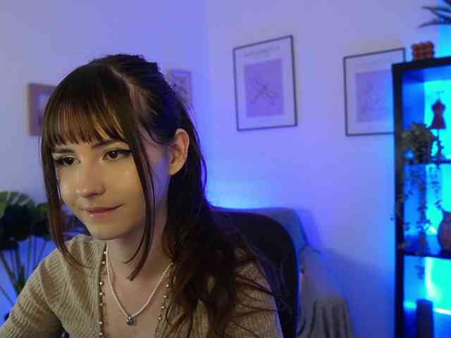 EllaYoung