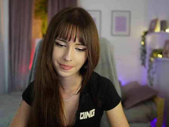 EllaYoung