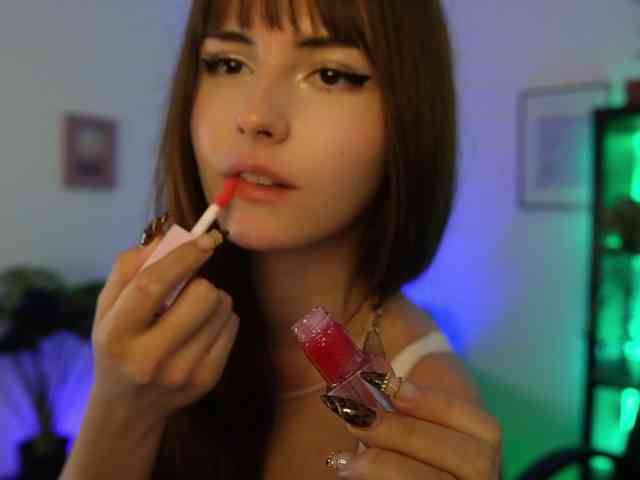 EllaYoung