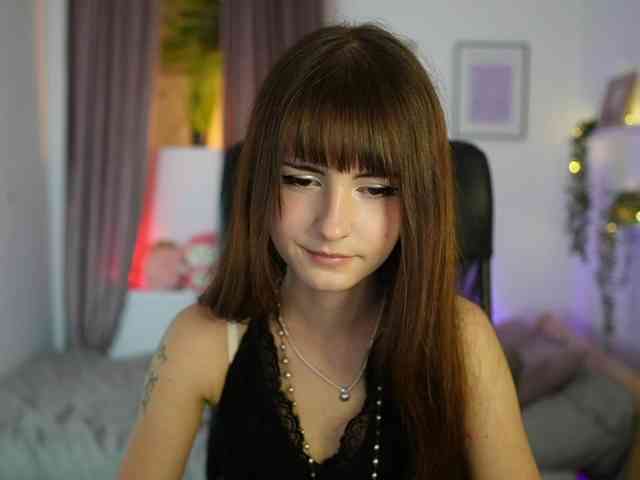 EllaYoung
